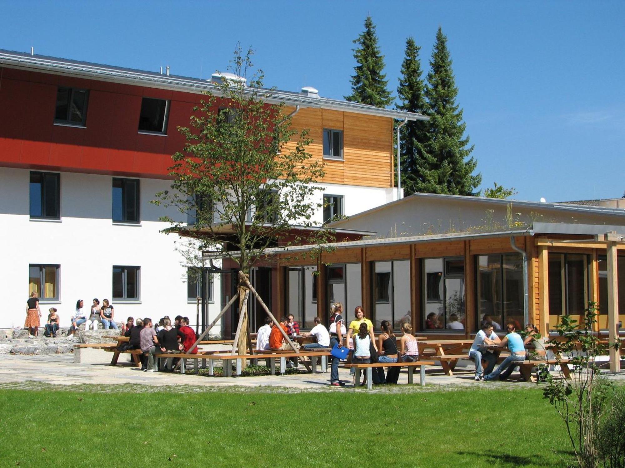 Jugendherberge Garmisch-Partenkirchen - Membership Required! Bagian luar foto