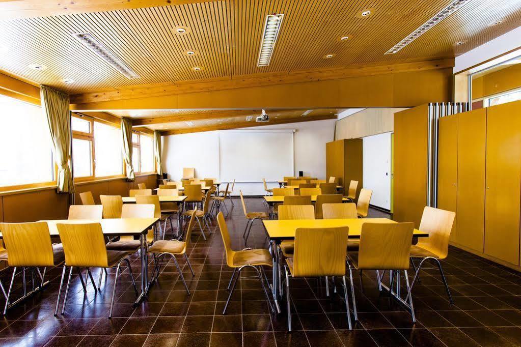 Jugendherberge Garmisch-Partenkirchen - Membership Required! Bagian luar foto