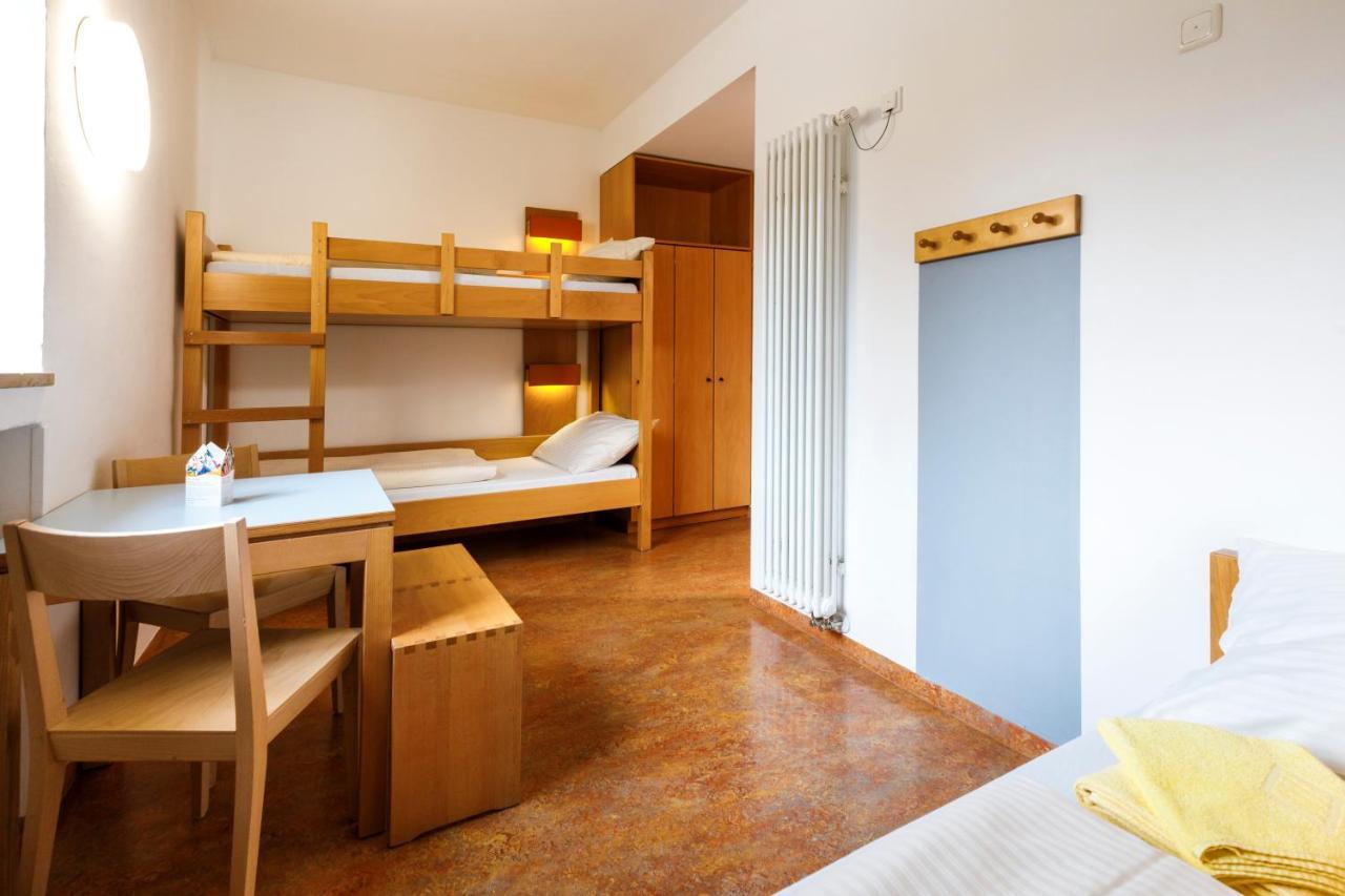 Jugendherberge Garmisch-Partenkirchen - Membership Required! Bagian luar foto